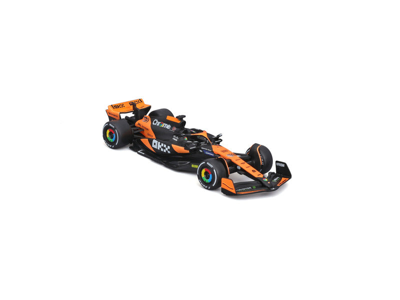 Modello di auto McLaren, bburago, Oscar Piastri, 1:43, #4, MCL38