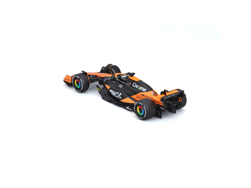 Modello di auto McLaren, bburago, Oscar Piastri, 1:43, #4, MCL38