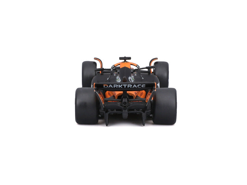 Modello di auto McLaren, bburago, Oscar Piastri, 1:43, #4, MCL38