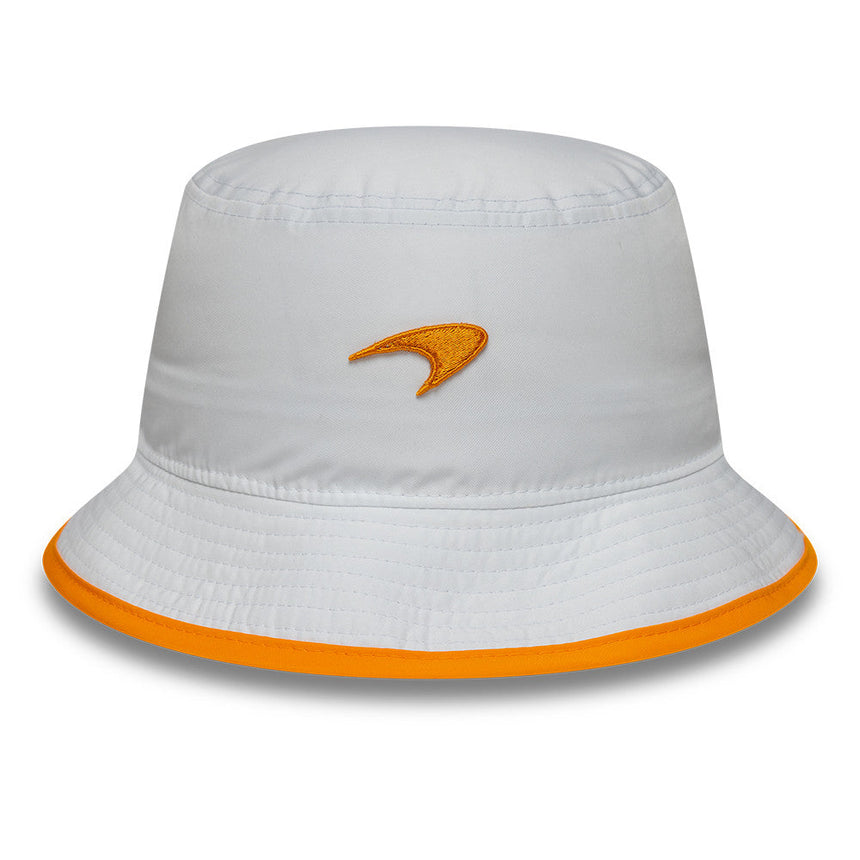 Cappello bucket McLaren x Reiss, stagionale, a taglio affusolato, New Era, 9FORTY, bianco