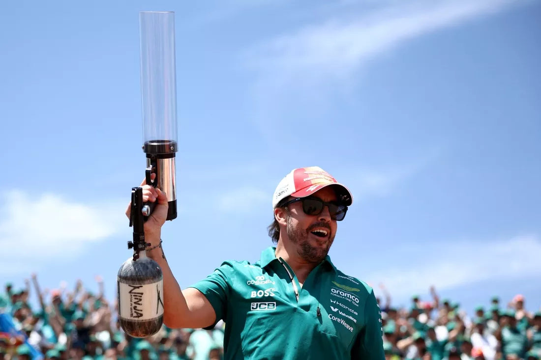 Alcaraz scopre la Formula 1® grazie ad Alonso