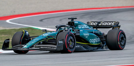 Alonso Sorprende Tutti! Finale Shock per Aston Martin a Singapore