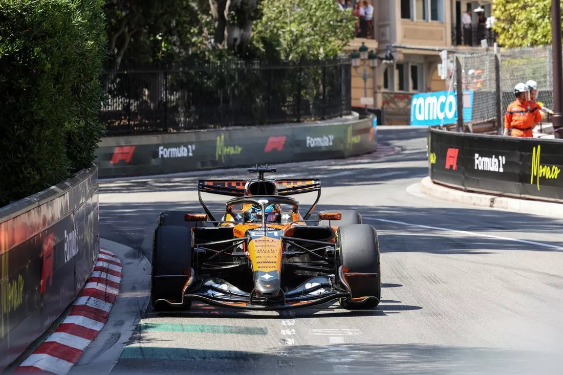 McLaren celebra la storia con la sfilata Designed to Race