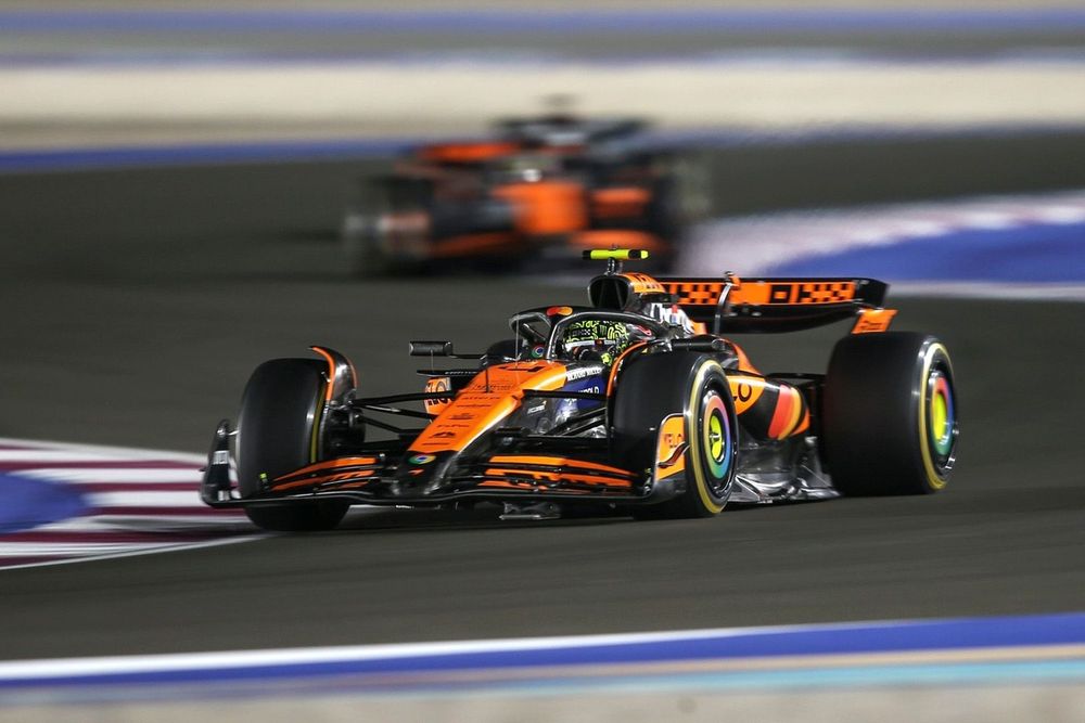McLaren Crolla! Verstappen Sconvolge la Corsa al Titolo F1