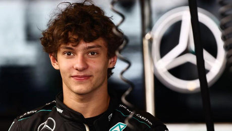 Crawford Sconvolge Tutti: Pole Position da Brivido a Baku!