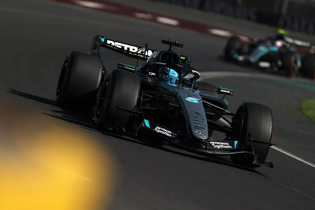 Mercedes fatica con il nuovo pacchetto tecnico