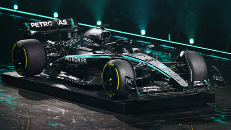 Mercedes Shock! Russell Stravince e Ferrari Sprofonda in Australia