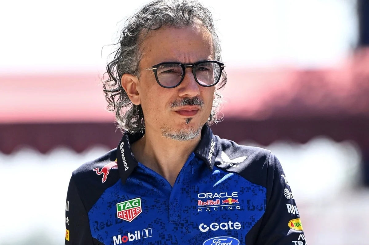 Mekies fissa le aspettative per Hadjar in Red Bull