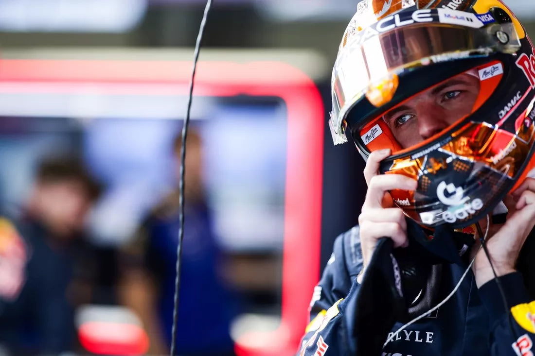 Verstappen in pole, Hamilton in prima fila al GP Bahrain 2026