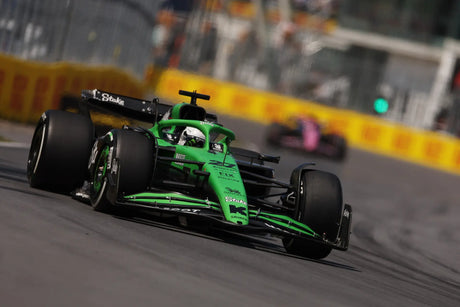 Shock F1: Zhou Guanyu firma con Cadillac per il 2026!