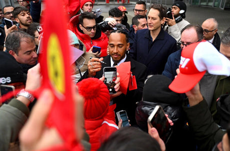Così è trascorso il primo giorno di Hamilton alla Ferrari