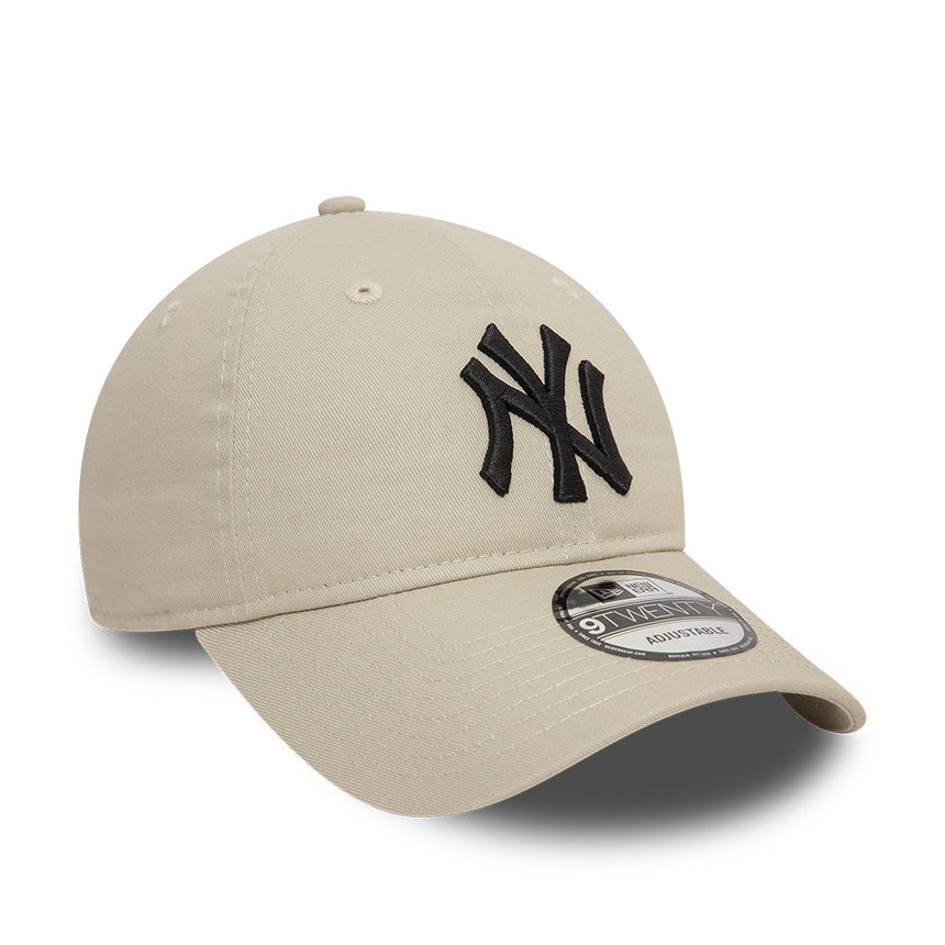 Cappello New York Yankees, logo nero, New Era, 9TWENTY, essenziale, beige