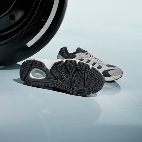 KJ1289_2-web-use.webp